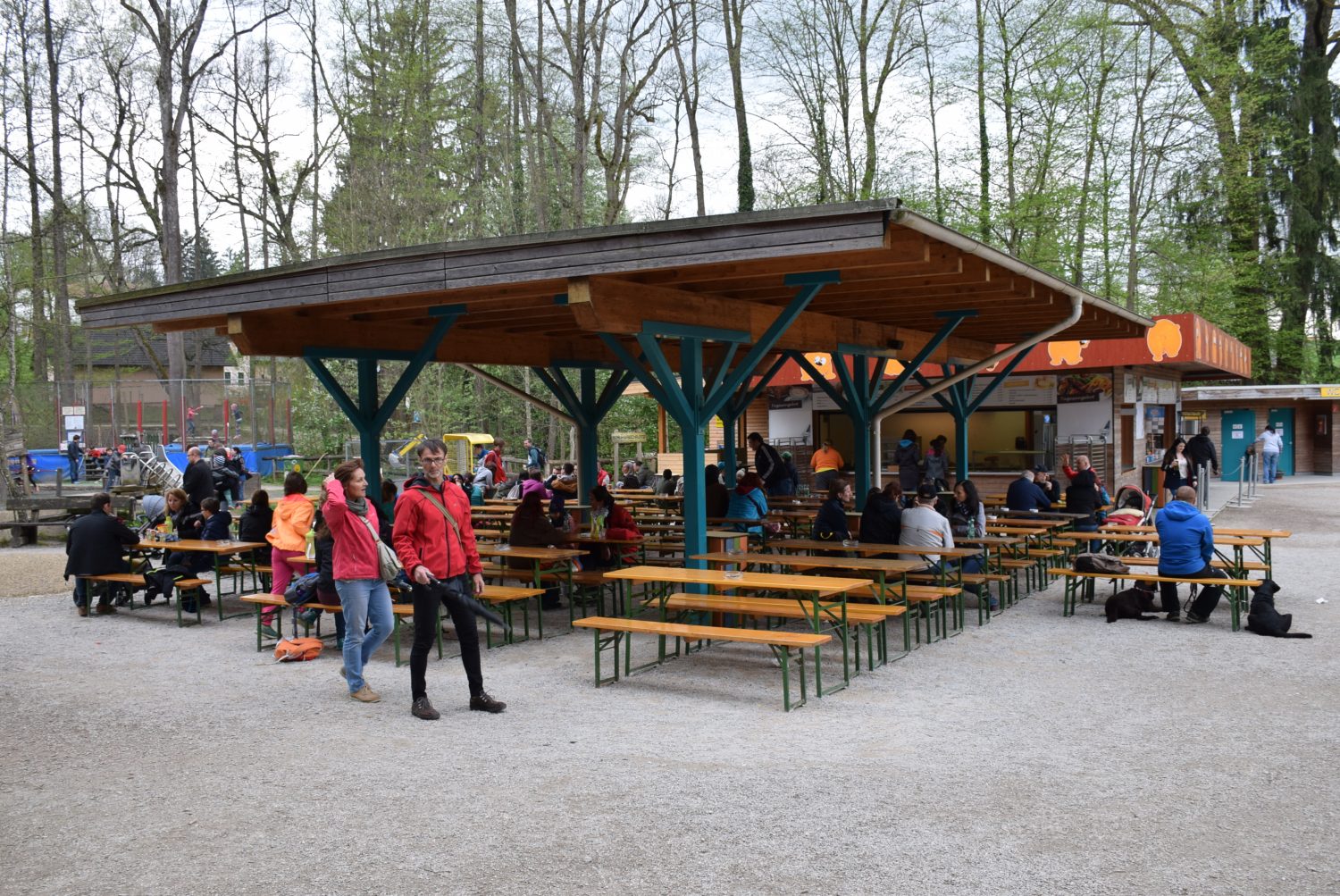 Buffet am Spielplatz